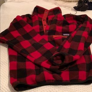 Patagonia pullover!